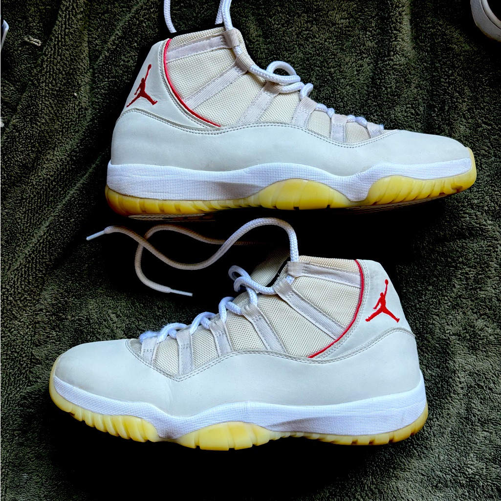 Air Jordan 11 Retro Platinum Tint
